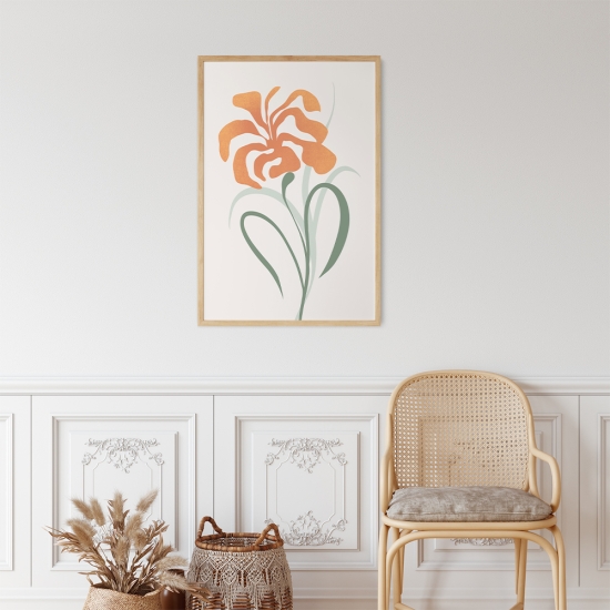 Poster de uma flor com um design minimalista como foco central retratada por pétalas laranjas e caules e folhas verdes num fundo bege claro e simples. 1
