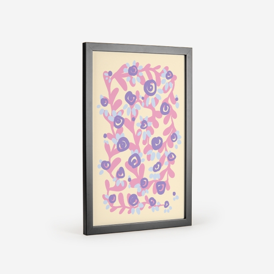 Poster de um padrão floral orgânico com flores e folhas numa paleta de cores pastel que inclui tons de rosa, roxo e azul. 3
